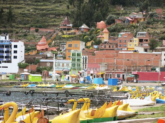 With shelters shaped like tortoises, teepees, and snails, among other natural forms, Las Olas is easily spotted down from the bay.   Read more: Beautiful adobe hotel in Bolivia belongs in a fairy t...