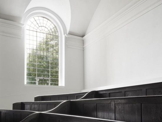 John Pawson leads redesign of St John at Hackney Church in London