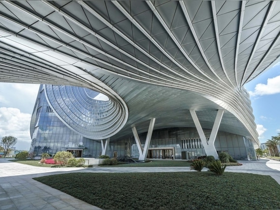 Hengqin International Financial Center / Aedas