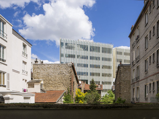 Jacques Ferrier Architectures, Hachette Livre Headquarters, Vanves, Paris, France