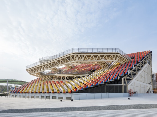 Moon Hoon presents color-shifting Korea pavilion at expo 2020 Dubai