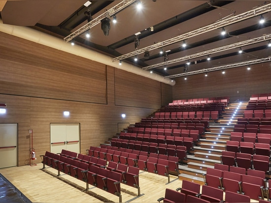 TELESCOPIC GRANDSTANDS AT TEATRO CONCORDIA IN CUPRAMONTANA