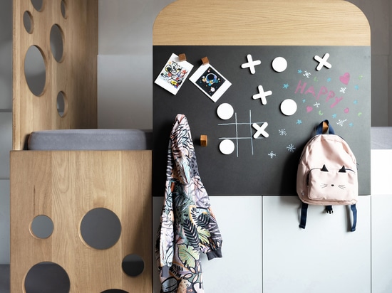 3S Magnet: A Designer Magnetic Storage System for Kids’ Bedrooms