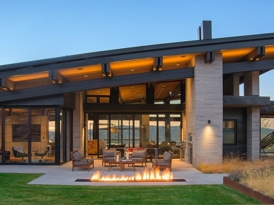 Outward Leaning Windows Emphasize The Views On This House