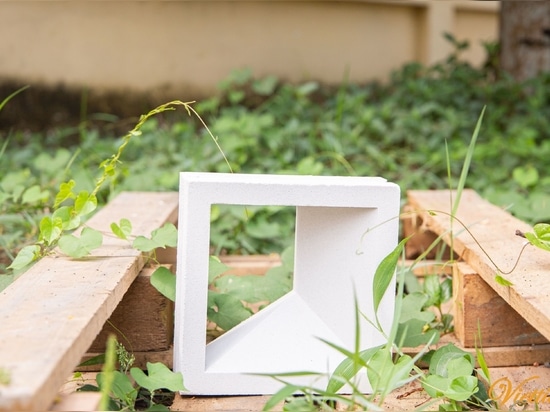 Special breeze block - The harmony of light