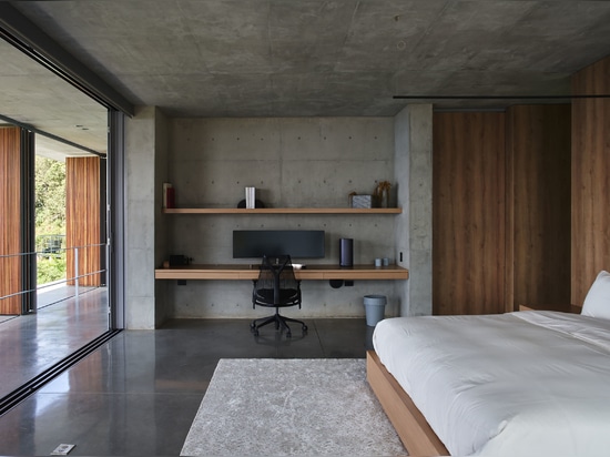 Cinco Solidos Design a Minimalist House in Colombia in Communion with the Scenic Views