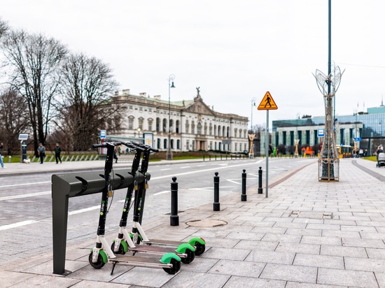 Cervic Environment bicycle and scooter racks: definitive solution for parking in public spaces.