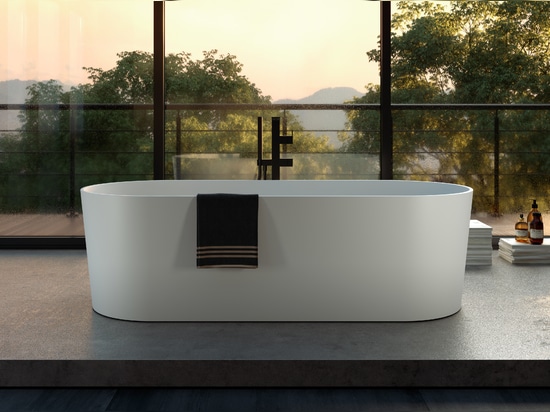 Deluxe bathtub