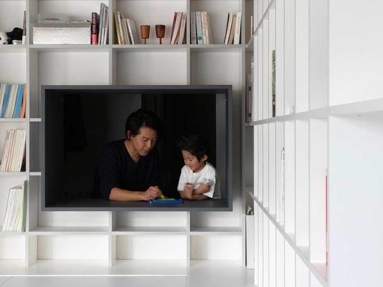 A Modern Nagoya Apartment That Adapts as the Child Grows