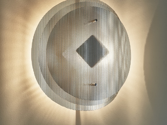 ECLIPSE WALL LAMPS