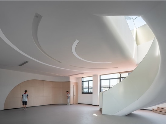 Quzhou Xinhua No. 2 Primary School by LYCS Architecture