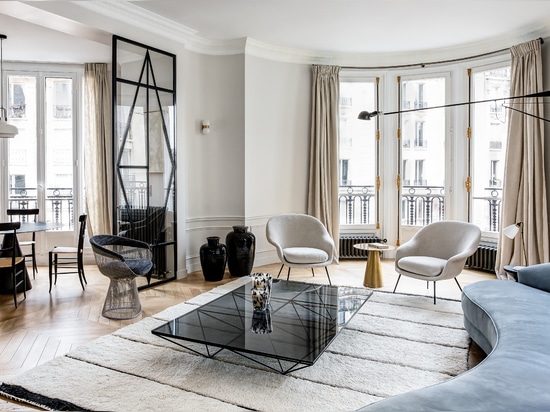 Elegant and timeless: Ritmonio taps follow the stylistic imprint of Studio Caroline Andréoni for a residential project in Paris.