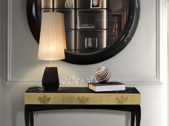 Choose mirrors as a decorative element