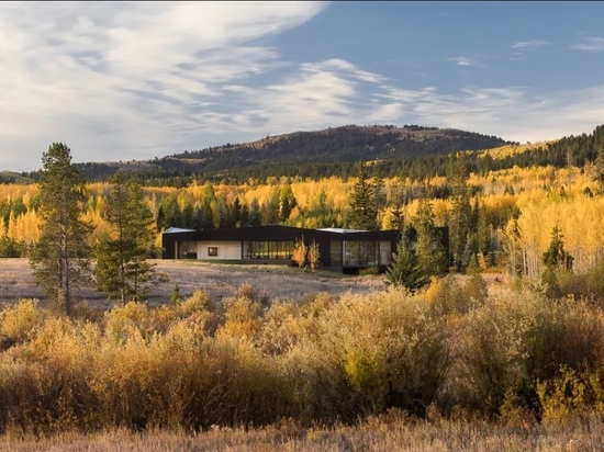 Jackson Hole retreat is conceived as ‘a geologic remnant in the landscape’