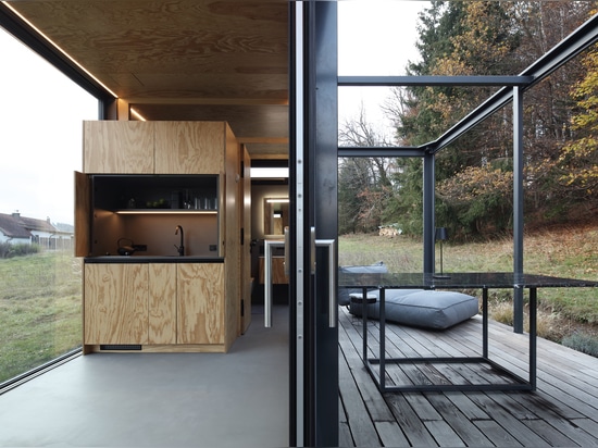 MM01 Cabin / Christian Tonko