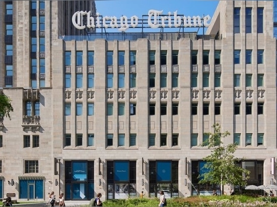 Solomon Cordwell Buenz converts neo-gothic Tribune Tower into condos