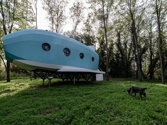 Jet House by Hello Wood.