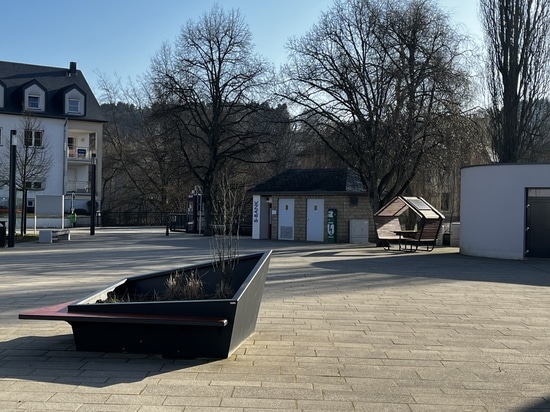 URBAN SHELTER TABLE installed in Luxembourg