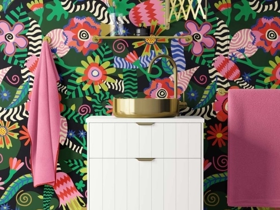 This Renter-Friendly Wallpaper Collaboration Is Made for Maximalists