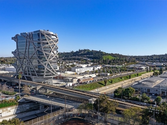 Eric Owen Moss created (W)rapper Tower in Los Angeles