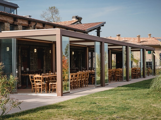 In the heart of Bologna Hills, the outdoor hospitality at Fattoria Zivieri