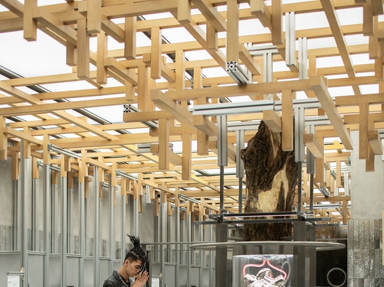 Nature and Machinery Come Together in an Immersive Jewellery Concept Store in Shanghai