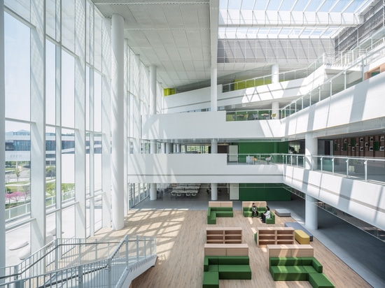 Wenzhou Kean University Student Learning Activity Center / Perkins&Will