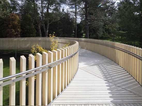 Cambridge University Botanical Gardens | Non-Slip Decking Case Study