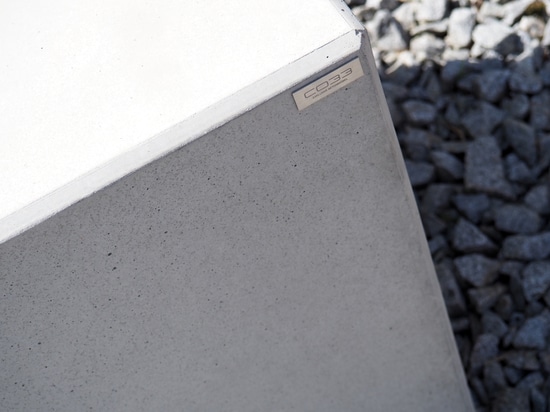 Concrete cube in detail