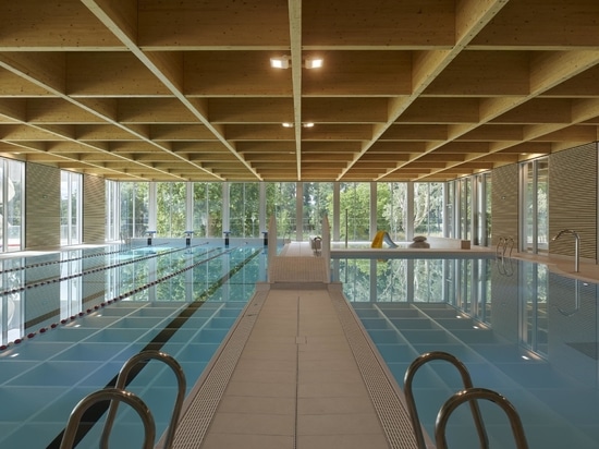 Casalgrande Padana tiles at the Païcherou wet leisure centre