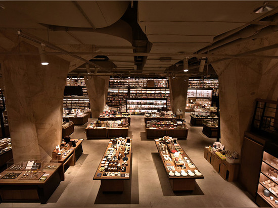 ‘fangsuo bookstore’ interior