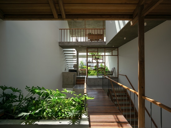 The HIÊN House / Winhouse Architecture