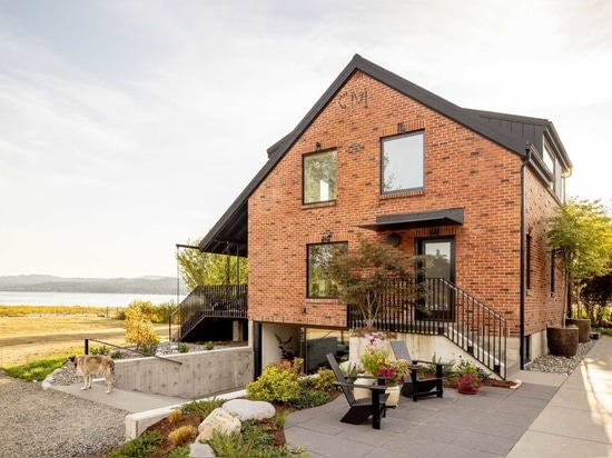 A 1930s Brick Farmhouse Gets A Contemporary Remodel