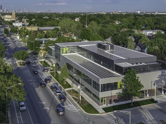 Oak Park Community Recreation Center / Perkins&Will