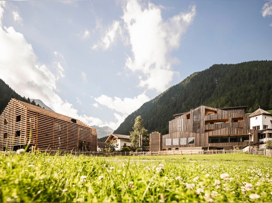 DEAR Studio extends Hotel Jaufentalerhof with Residence Ambros