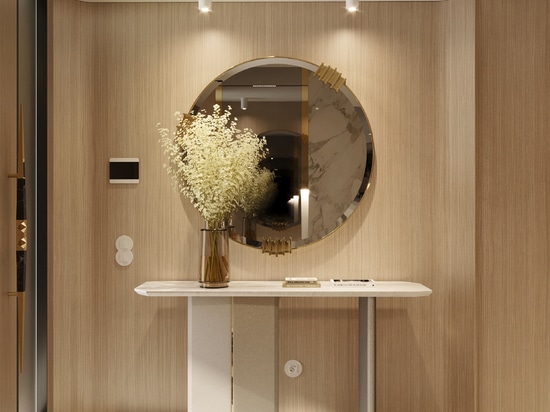 Stylish Entryway with Algerone Console