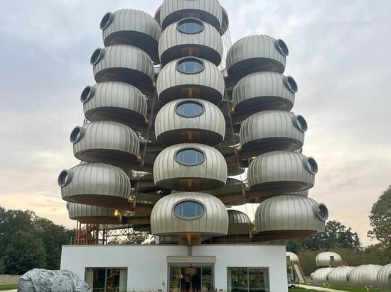 The  hotel « L’Essenciel » Domaine le Château des Pères, in Piré-Chancé (France)