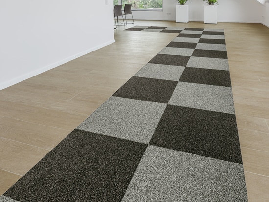 emco clean-off floor tiles do not need to be installed across the entire floor. They can be combined with other floor coverings. (Image: emco Bautechnik GmbH)