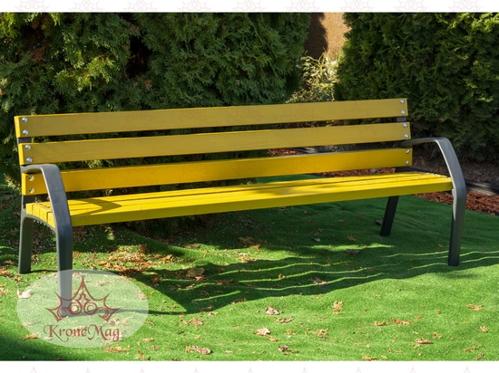 Comfortable benches in autumn