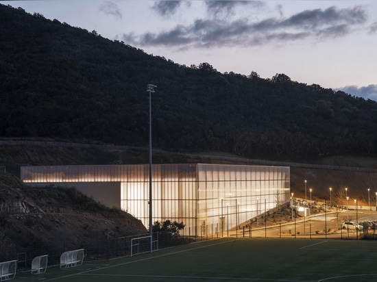 Pietrosella Sports Hall / Versini Architectes Associés + Nome Studio