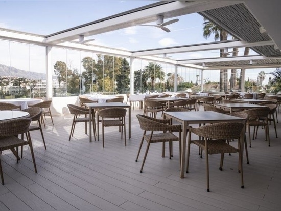 KE for the rooftop terrace of the beachfront golf club in Marbella, pearl of the Costa del Sol