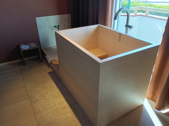 Japanese style OFURO wooden bathtubs