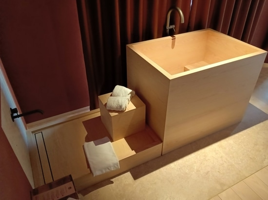 Japanese style OFURO wooden bathtubs