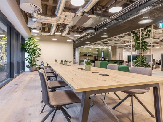 WORKPLACES, HOSPITALITY AND SPORTS - London, United Kingdom