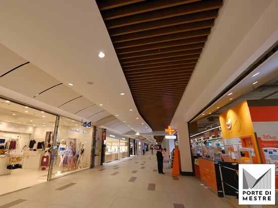 Atena suspended metal ceiling for Porte di Mestre Shopping Centre