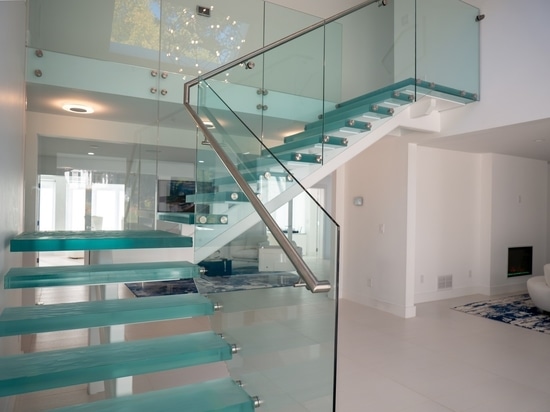 Glass stair treads and countertops in North Carolina