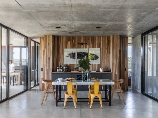 A House That Rises From The Ground Forming A Three-Level Garden