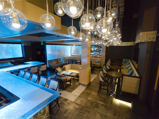 Commercial glass bar - Aqua Lounge L.A.