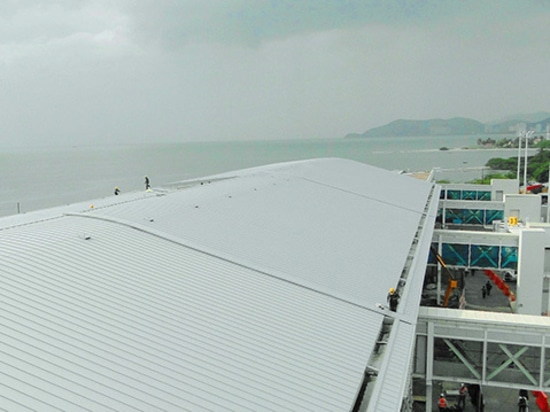 Simon Bolivar Airport