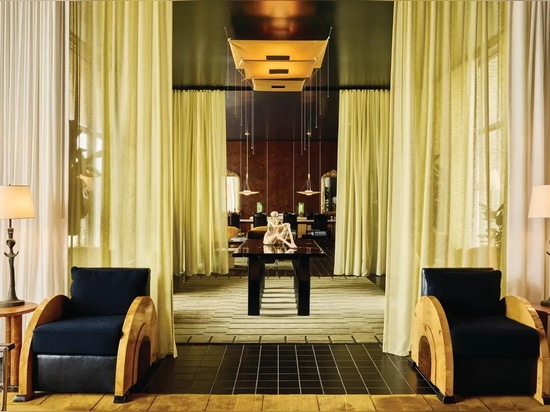 The lobby is near the main entrance.